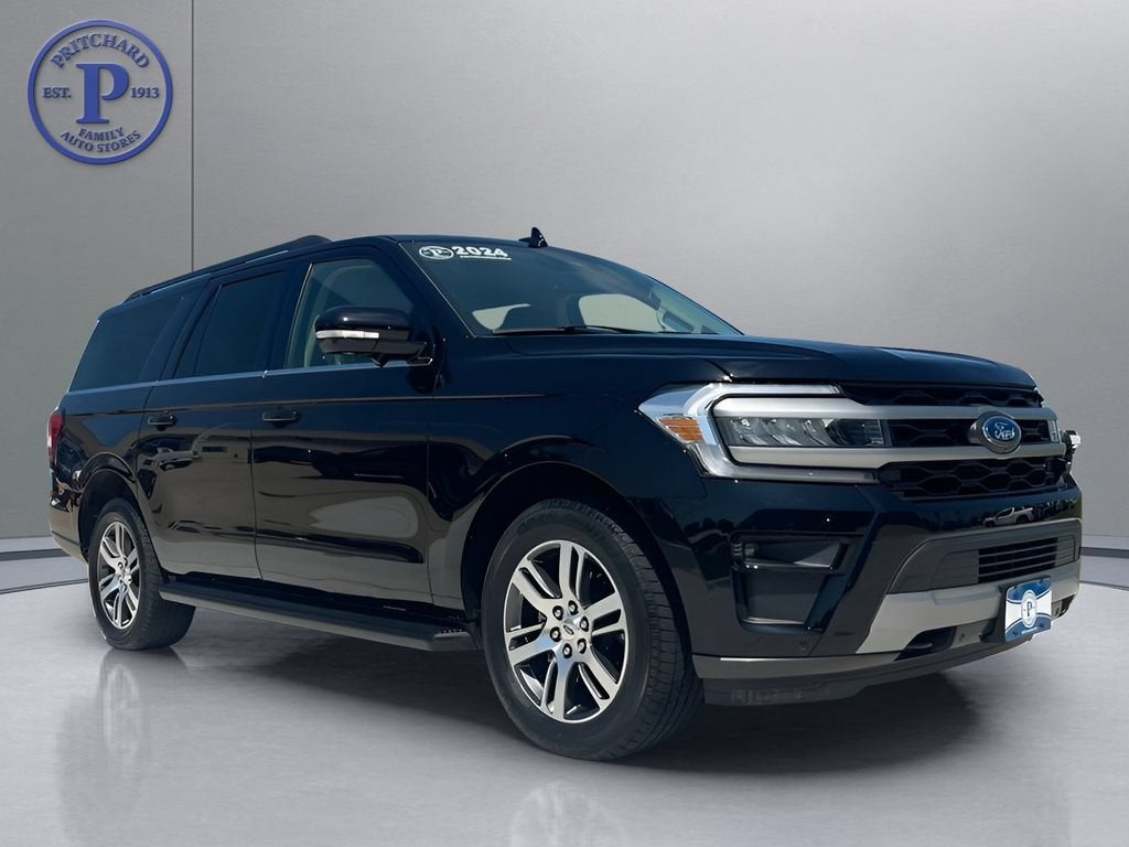 2024 Ford Expedition Max XLT in Black — front three-quarter view