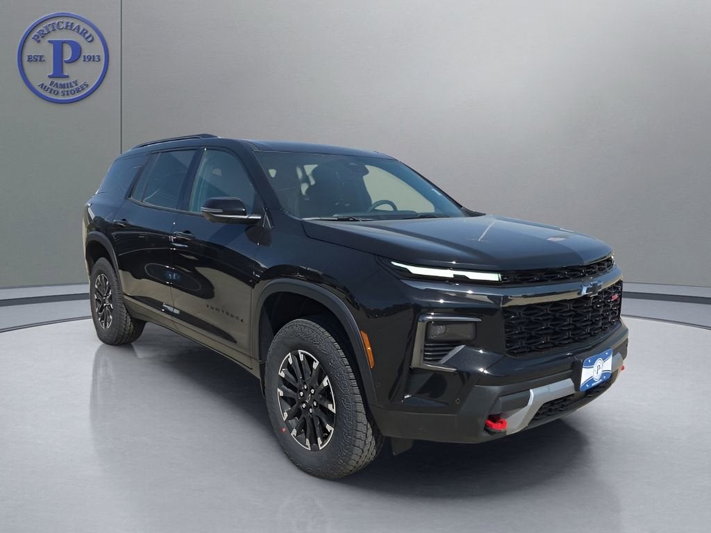 2026 Chevrolet Traverse Z71 in Mosaic Black Metallic — front three-quarter view