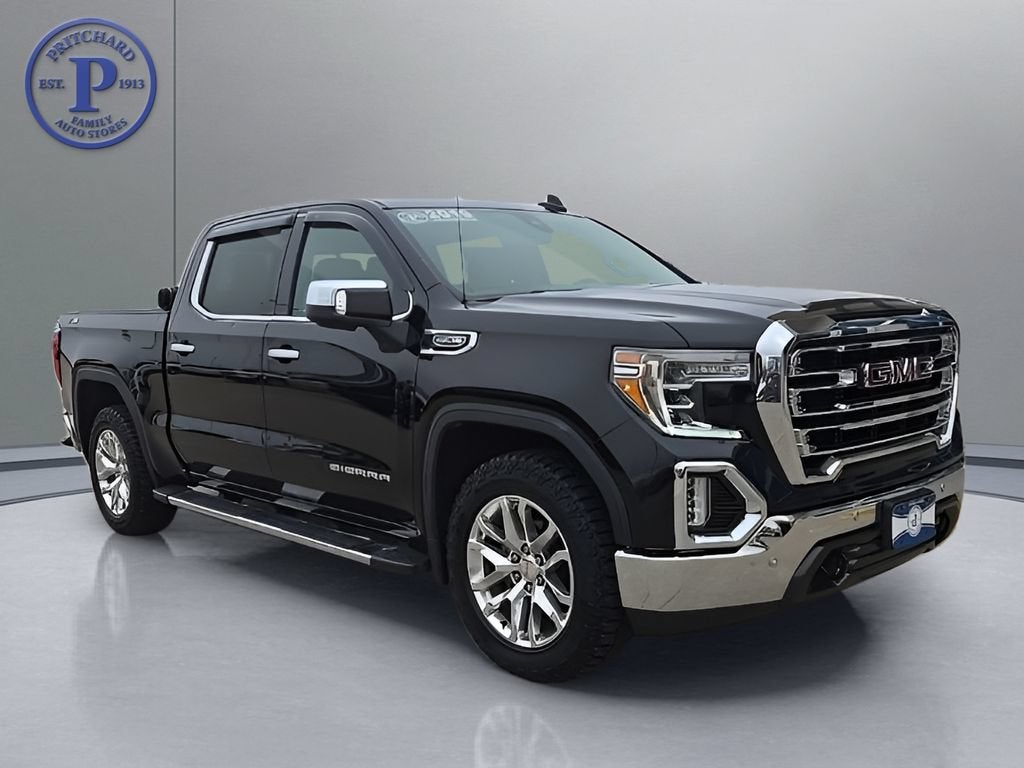 2019 GMC Sierra 1500 SLT in Onyx Black — front three-quarter view