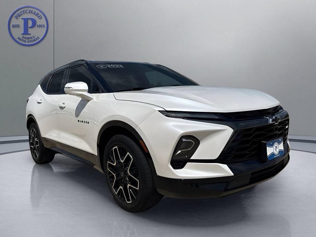 2023 Chevrolet Blazer RS in Iridescent Pearl Tricoat — front three-quarter view